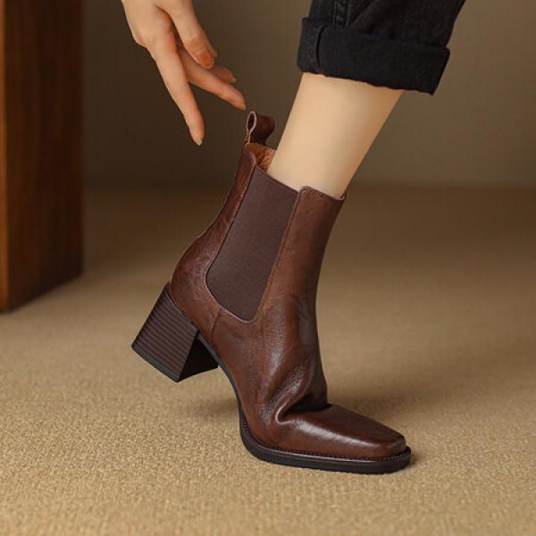 Elegant Handcrafted Genuine Leather Women's Footwear(Etrj220A6011)