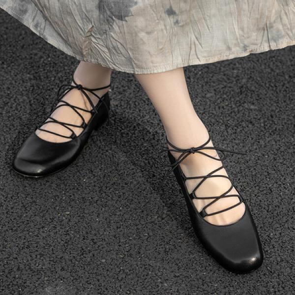 Crafted Luxury Leather Women's Shoes: Elegance in Every Stitch(Etrj220A5110)