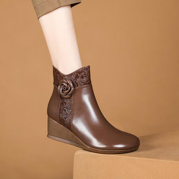 Elegance Meets Craftsmanship: Handcrafted Luxury Leather Heels(Exinyimeik797)