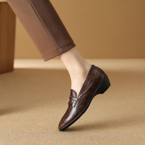 Exquisite Handcrafted Leather Women’s Shoes: Luxury & Elegance(Exinyimeik838)