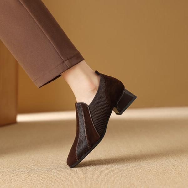 Luxurious Handcrafted Leather Women's Shoes: Elegance, Craftsmanship, and Quality.(Exinyimeik870)